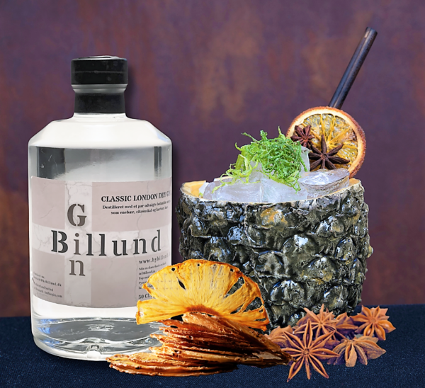 ByBillund-gin-ananas sirup-tørret ananas-stjerneanis-garnish-cocktails
